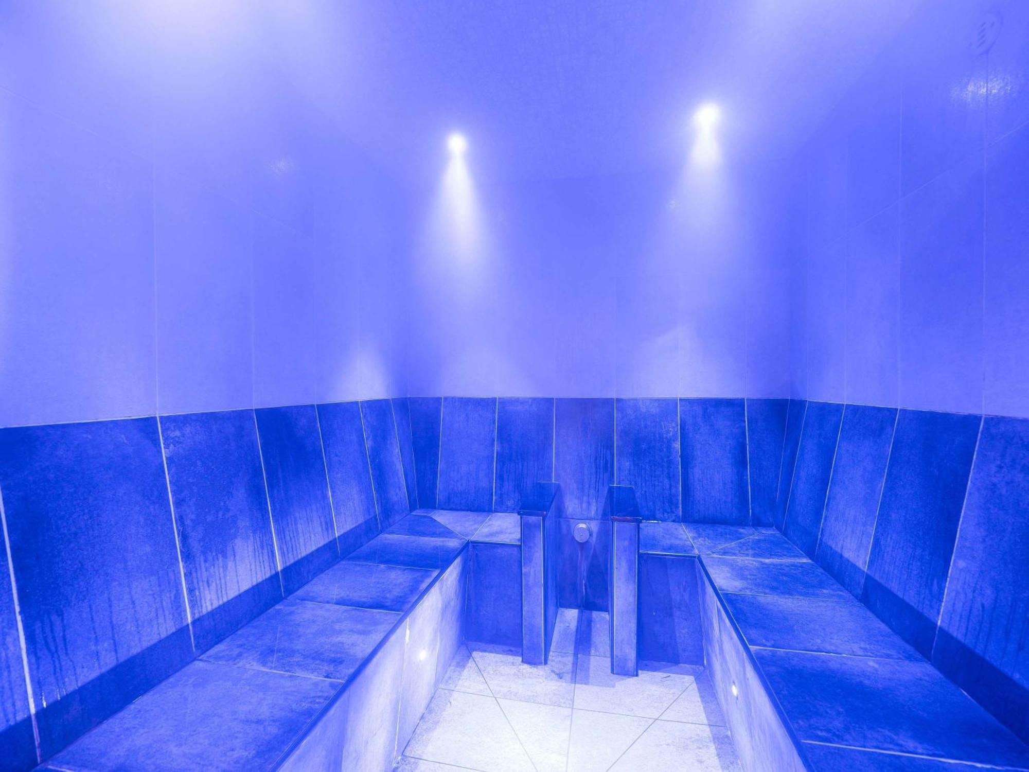 Novotel Centre 4* Кардифф