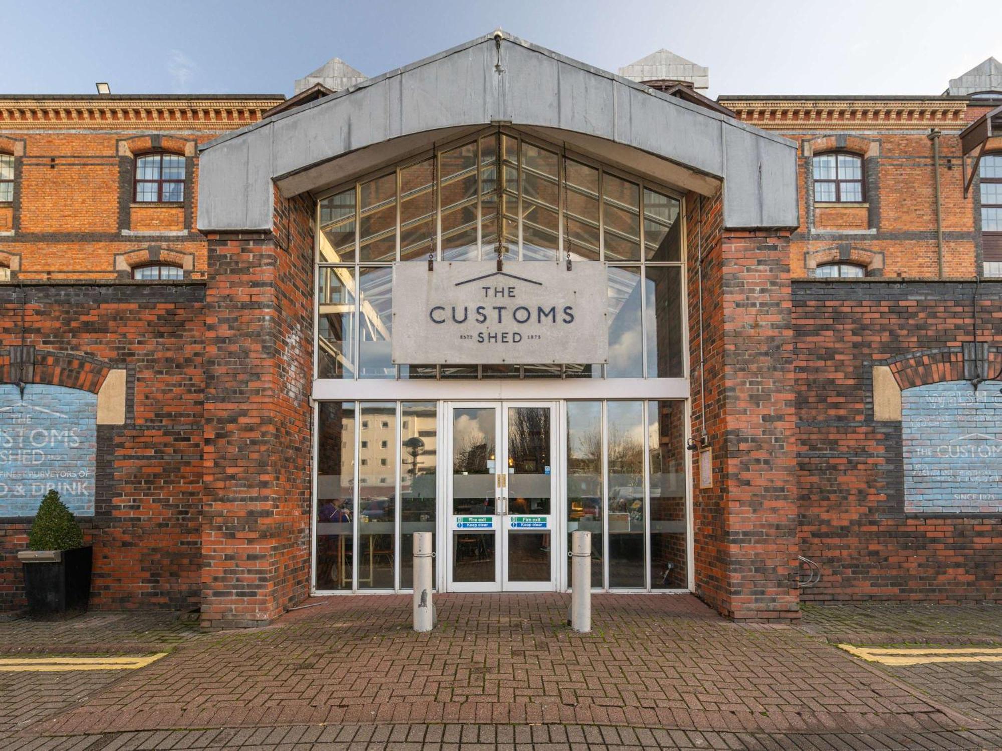 Novotel Centre Отель Кардифф