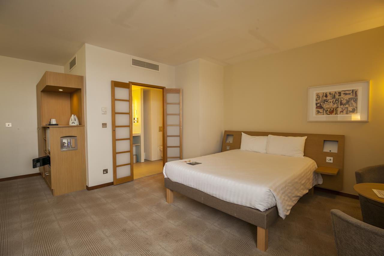 Novotel Centre 4* Cardiff