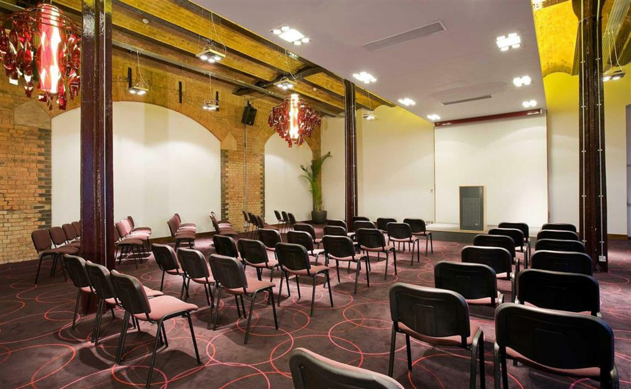 Novotel Centre Hotel Cardiff