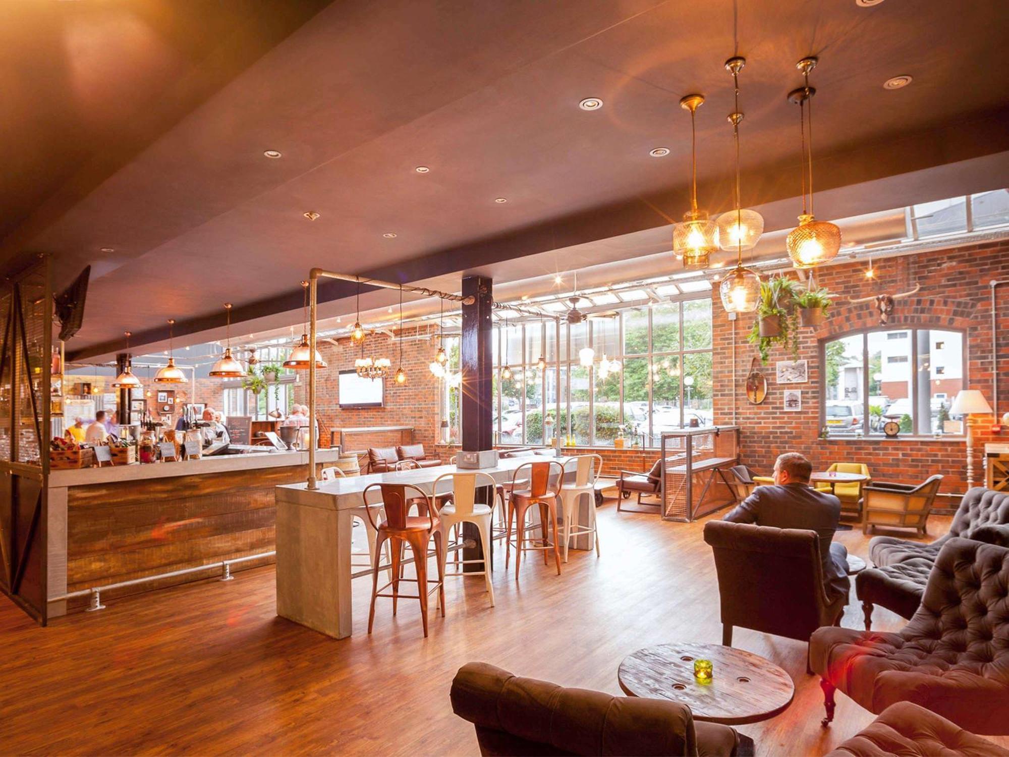 Novotel Centre Hotel 4*