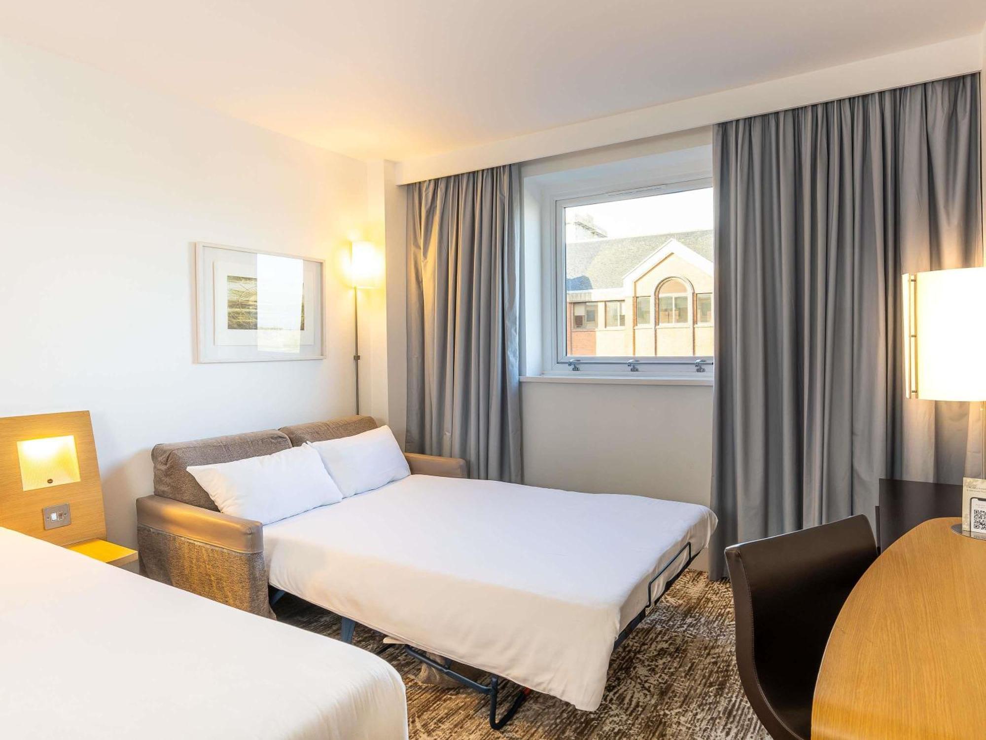 Novotel Centre Cardiff